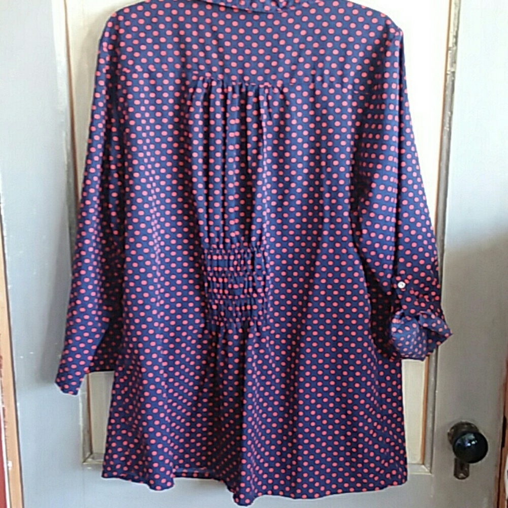 Button up blouse - Picture 6 of 7